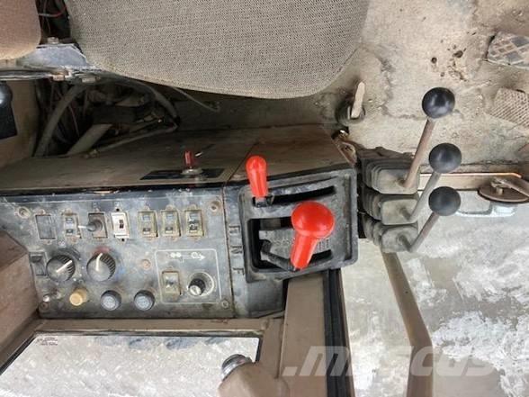 DEERE 772BH Niveladoras