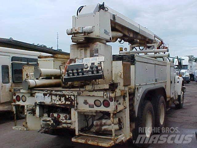 Altec D1000BR Camiones de perforación móvil