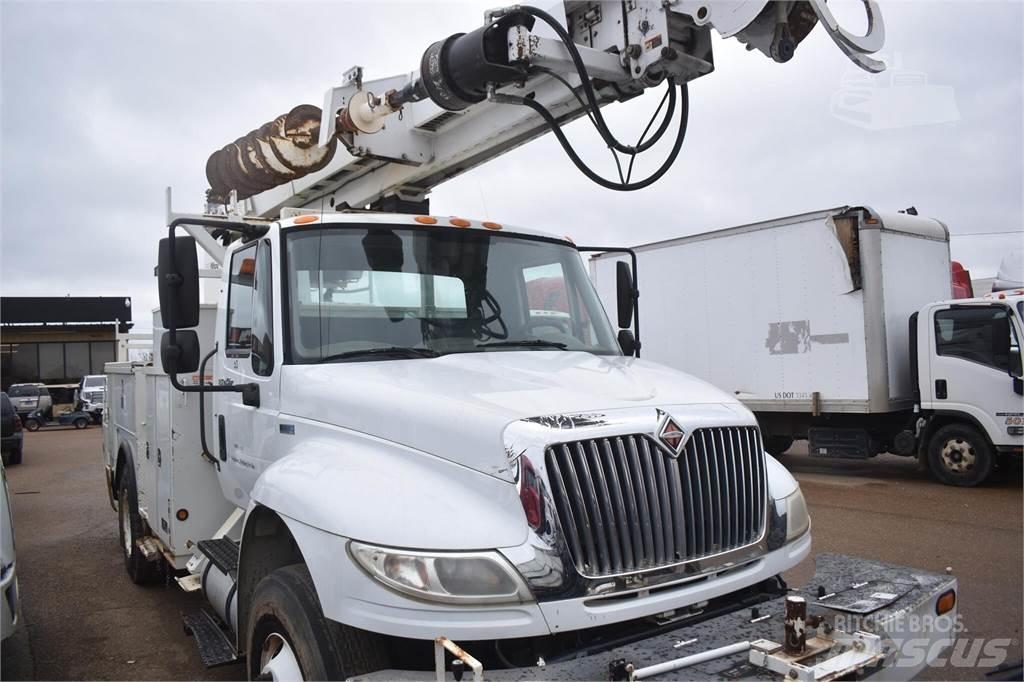 Altec D2045TR Camiones de perforación móvil