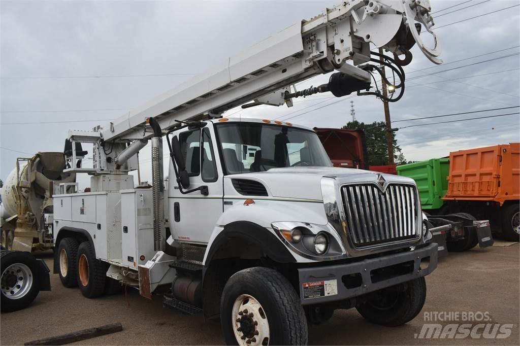 Altec D3060ATR Camiones de perforación móvil