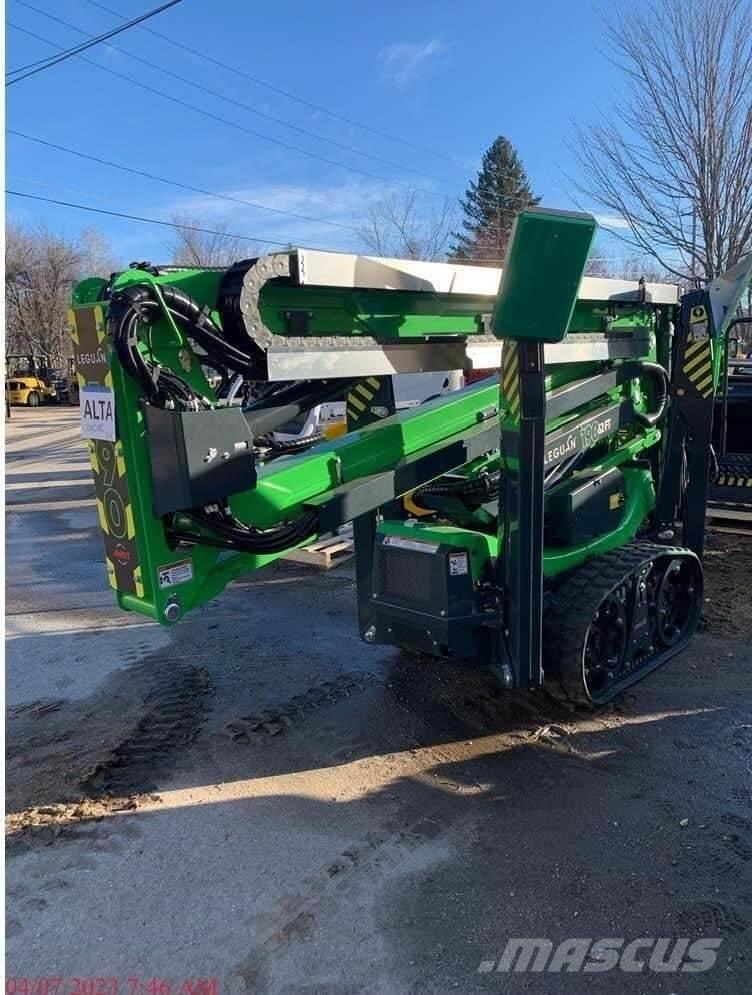 Avant LEGUAN 190 Plataformas con brazo de elevación manual