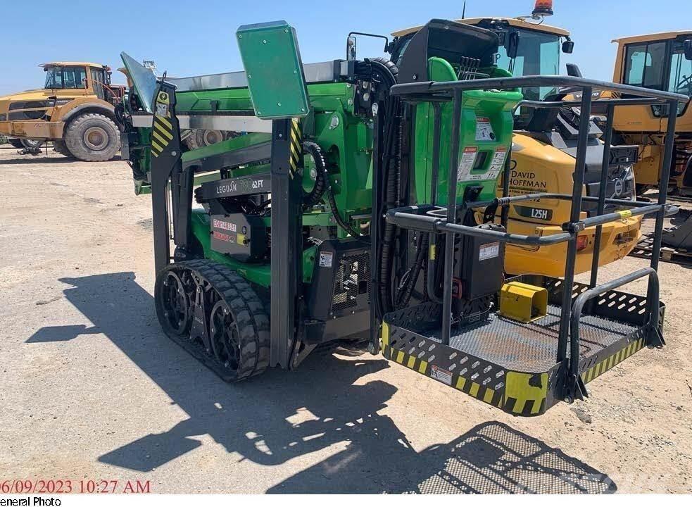 Avant LEGUAN 190 Plataformas con brazo de elevación manual