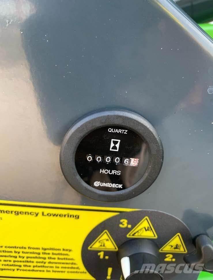 Avant LEGUAN 190 Plataformas con brazo de elevación manual