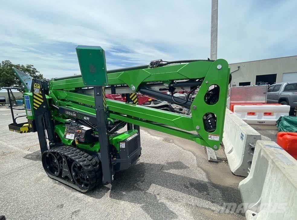 Avant LEGUAN 190 Plataformas con brazo de elevación manual