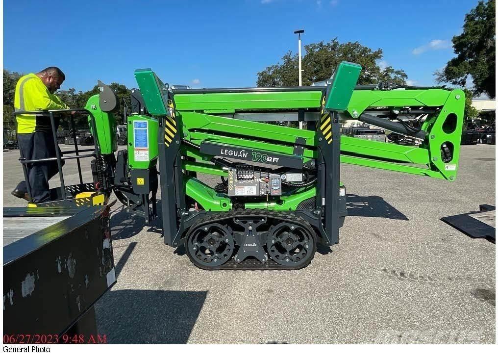 Avant LEGUAN 190 Plataformas con brazo de elevación manual