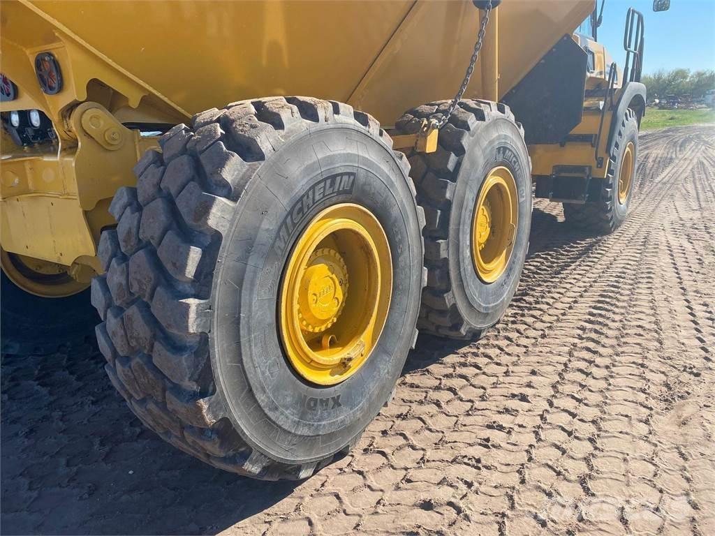 Bell B30E Camiones articulados