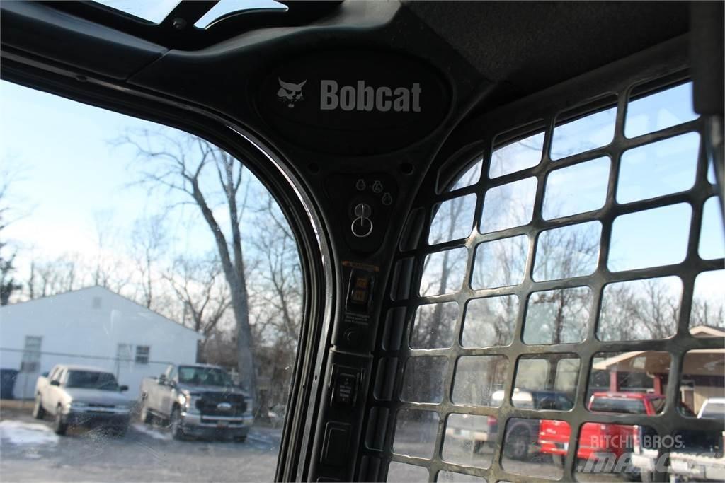 Bobcat S590 Minicargadoras