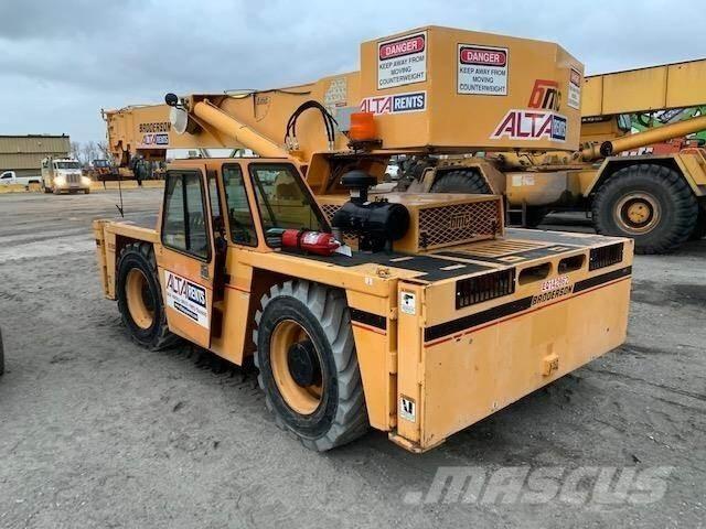 Broderson IC250-3C Grúas autopropulsadas