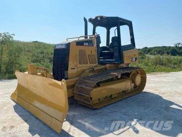 CAT D3K2 LGP Buldozer sobre oruga