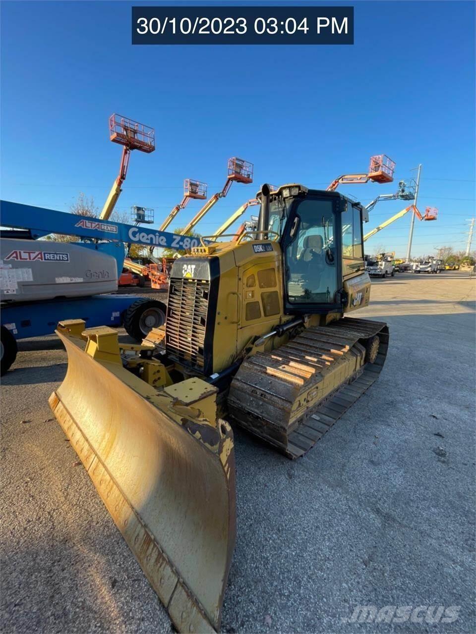 CAT D5K2 LGP Buldozer sobre oruga