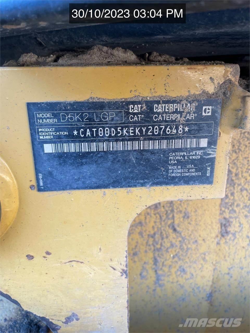 CAT D5K2 LGP Buldozer sobre oruga