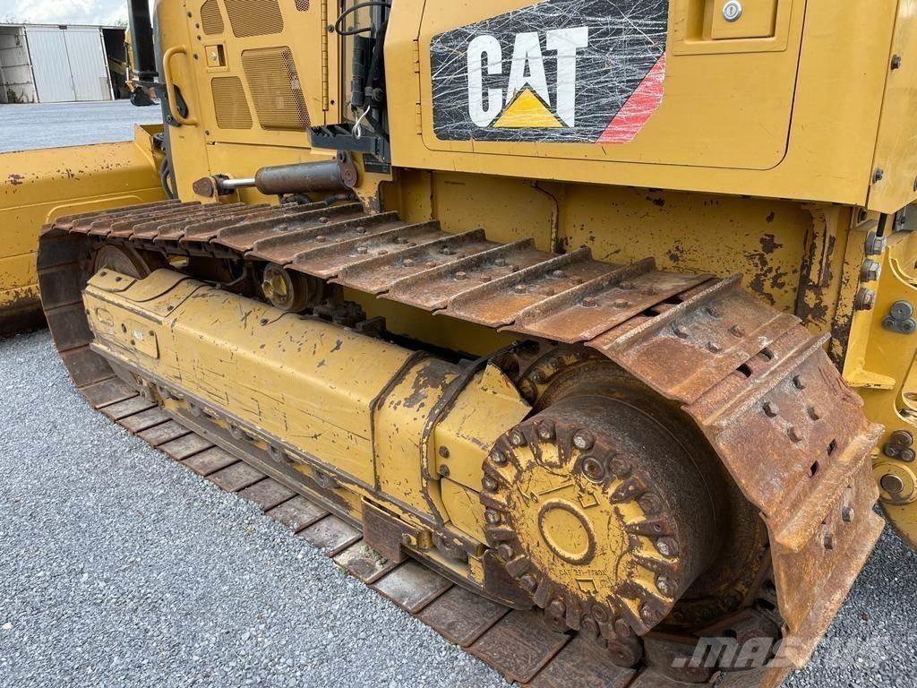 CAT D5K2 XL Buldozer sobre oruga