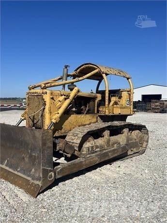 CAT D6C Buldozer sobre oruga