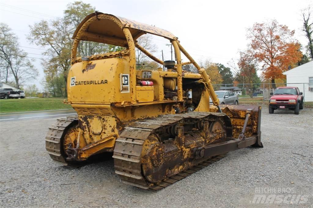 CAT D6C Buldozer sobre oruga