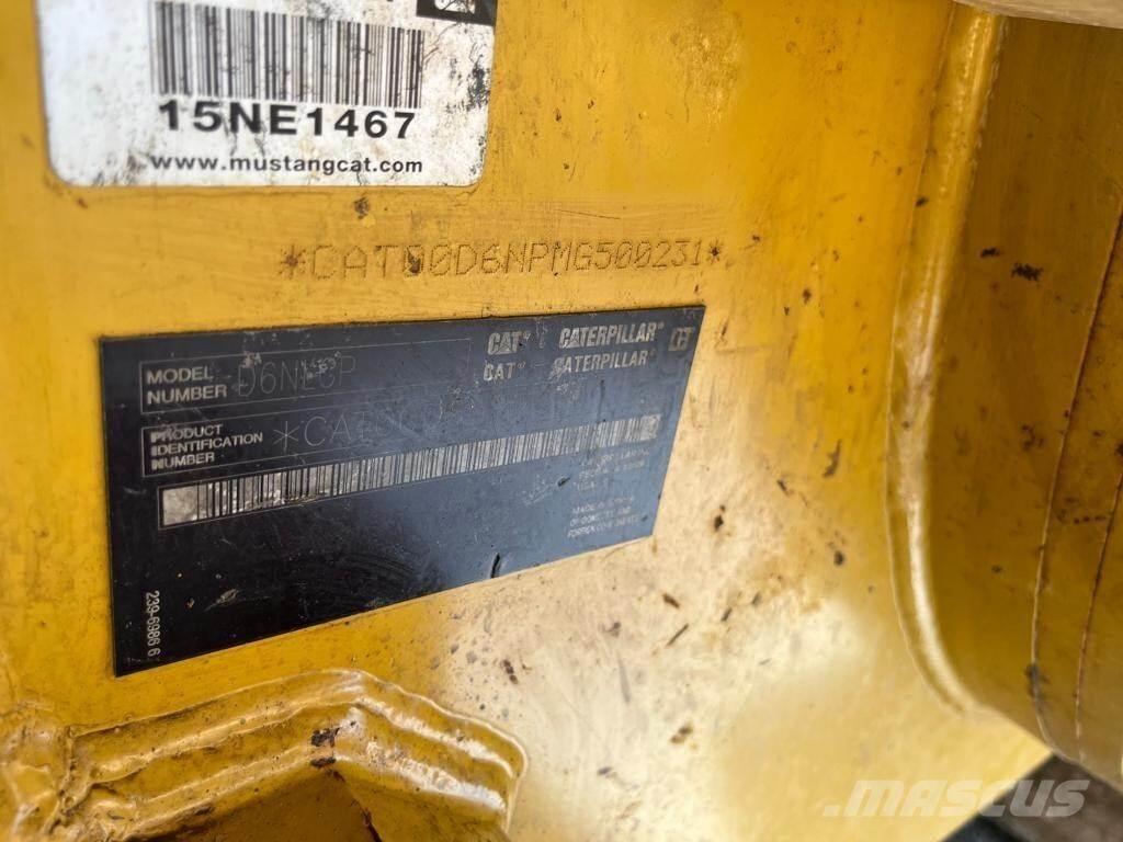 CAT D6N LGP Buldozer sobre oruga