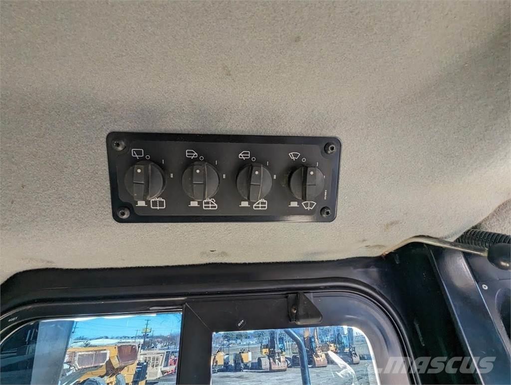 CAT D6T XL Buldozer sobre oruga