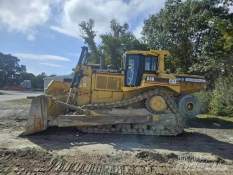 CAT D8N Buldozer sobre oruga