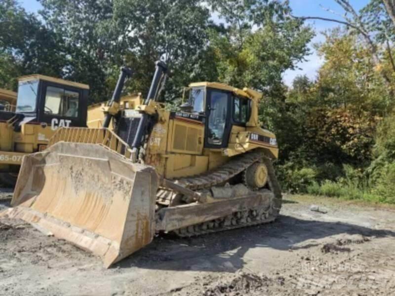 CAT D8N Buldozer sobre oruga