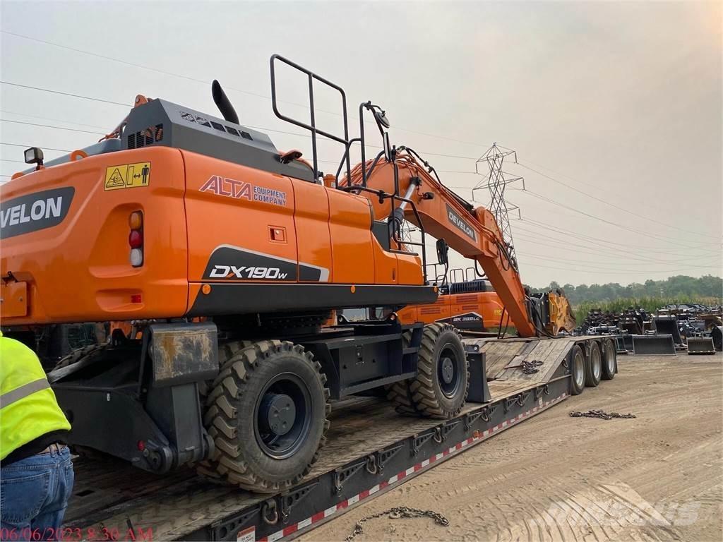Develon DX190W-5 Excavadoras de ruedas