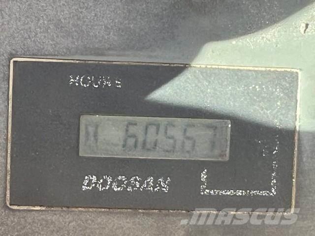 Doosan DX225 LC Excavadoras sobre orugas