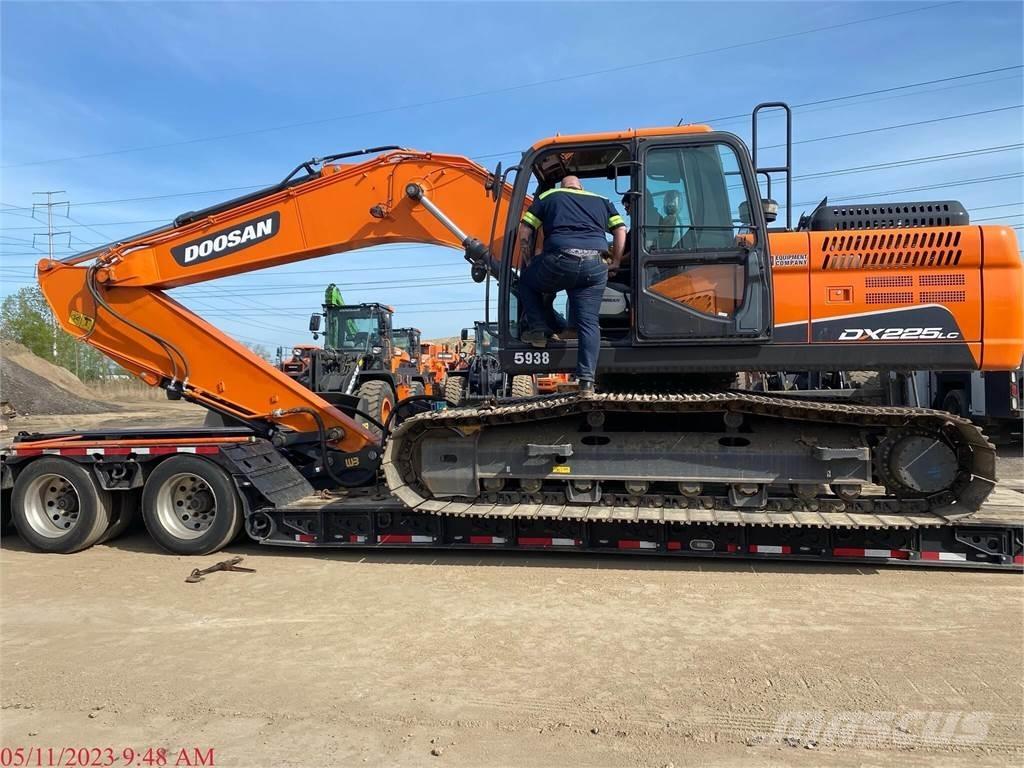Doosan DX225 LC-5 Excavadoras sobre orugas