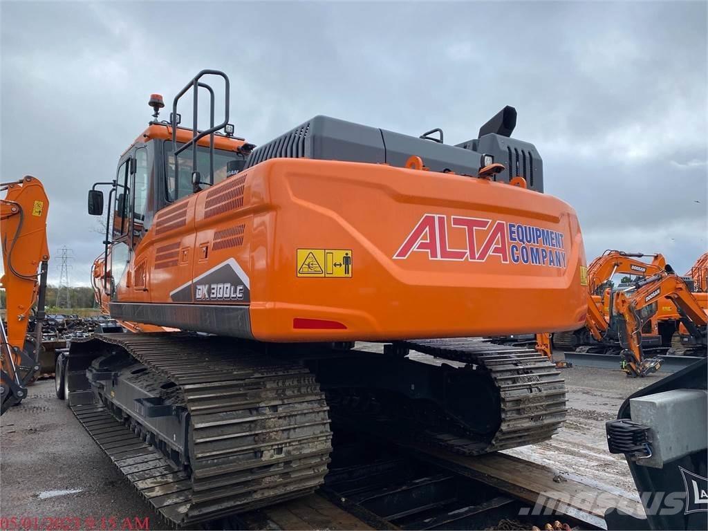 Doosan DX300 LC Excavadoras sobre orugas
