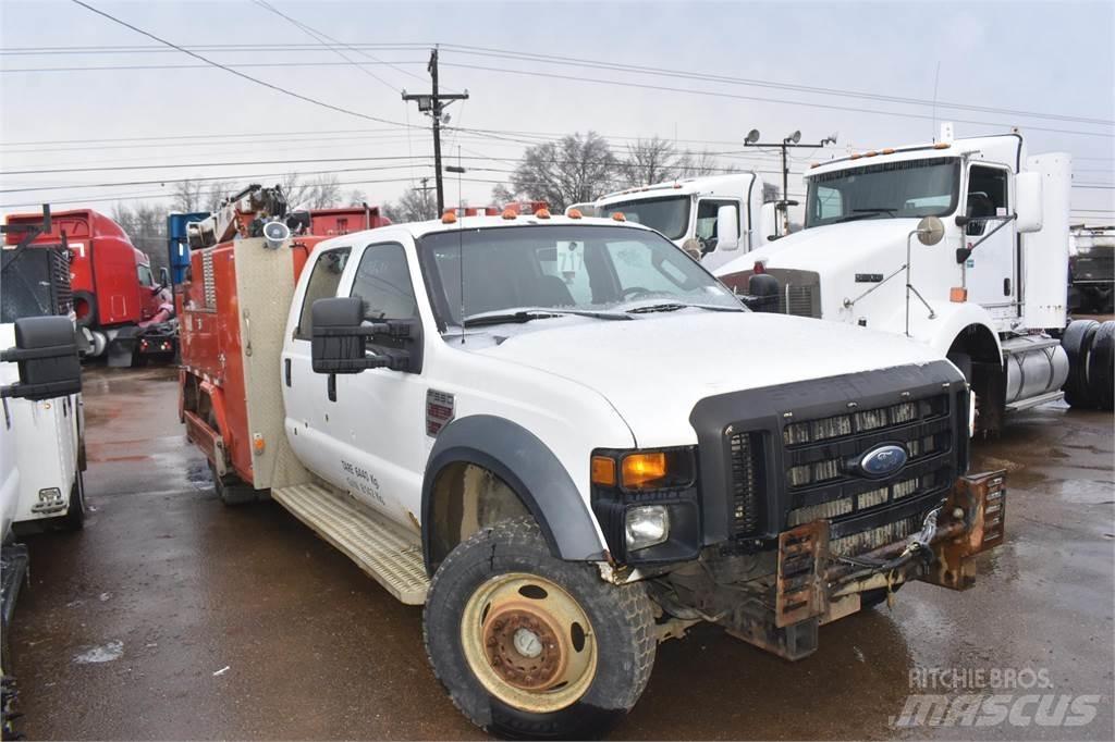 Ford F550 Vehículos municipales multiusos