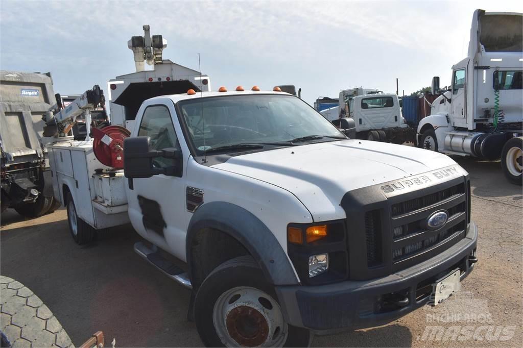 Ford F550 Vehículos municipales multiusos