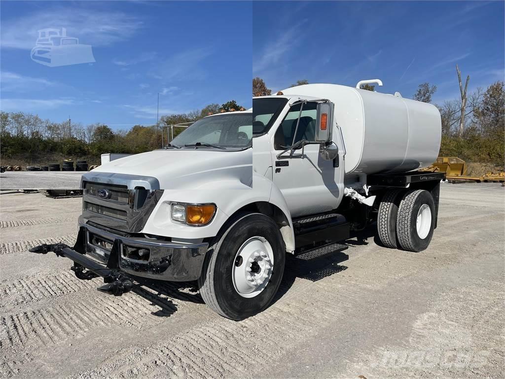 Ford F650 XL SD Camiones cisterna