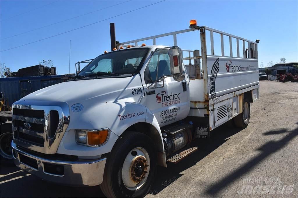 Ford F750 Vehículos municipales multiusos