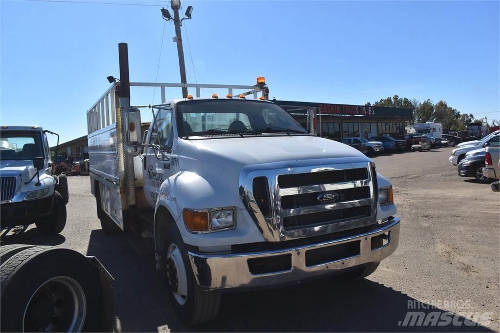 Ford F750 Vehículos municipales multiusos