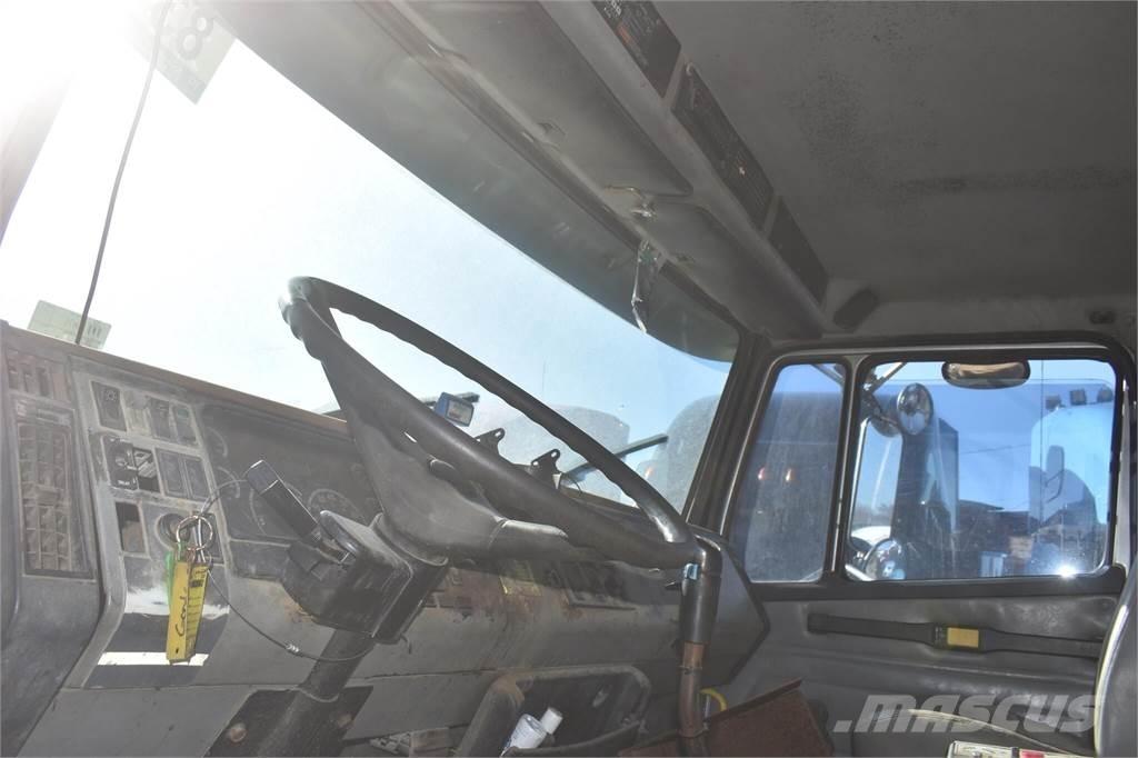 Freightliner FLC112 Bañeras basculantes usadas