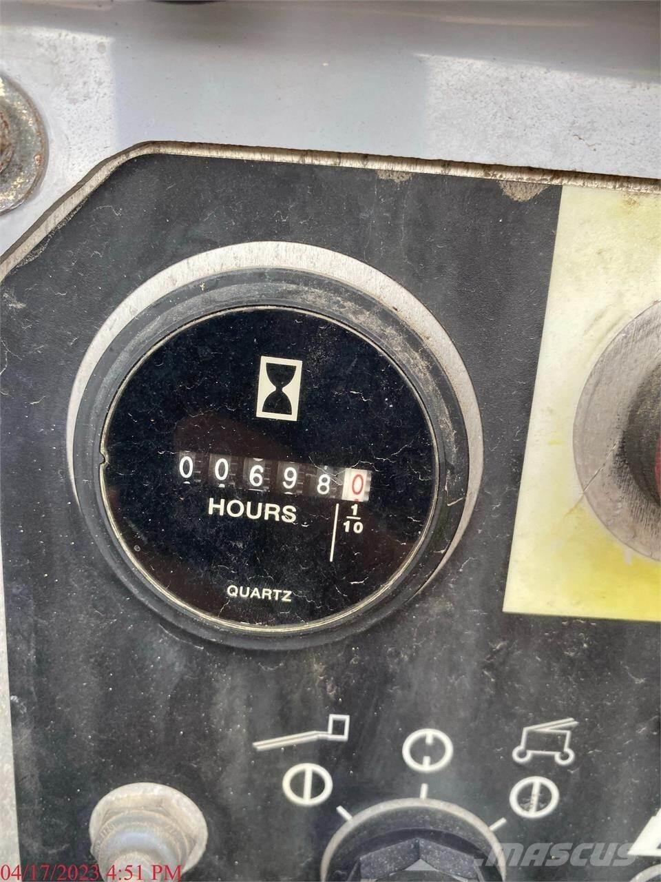 Genie Z30/20N Plataformas con brazo de elevación manual