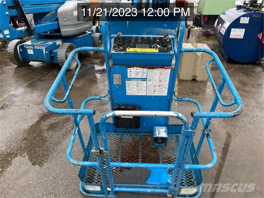 Genie Z40/23N RJ Plataformas con brazo de elevación manual