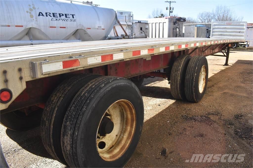 Great Dane  Remolques de cama baja