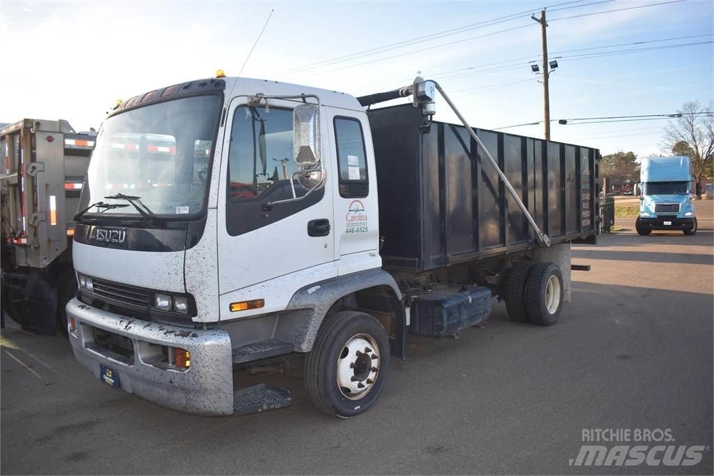 Isuzu FTR Bañeras basculantes usadas