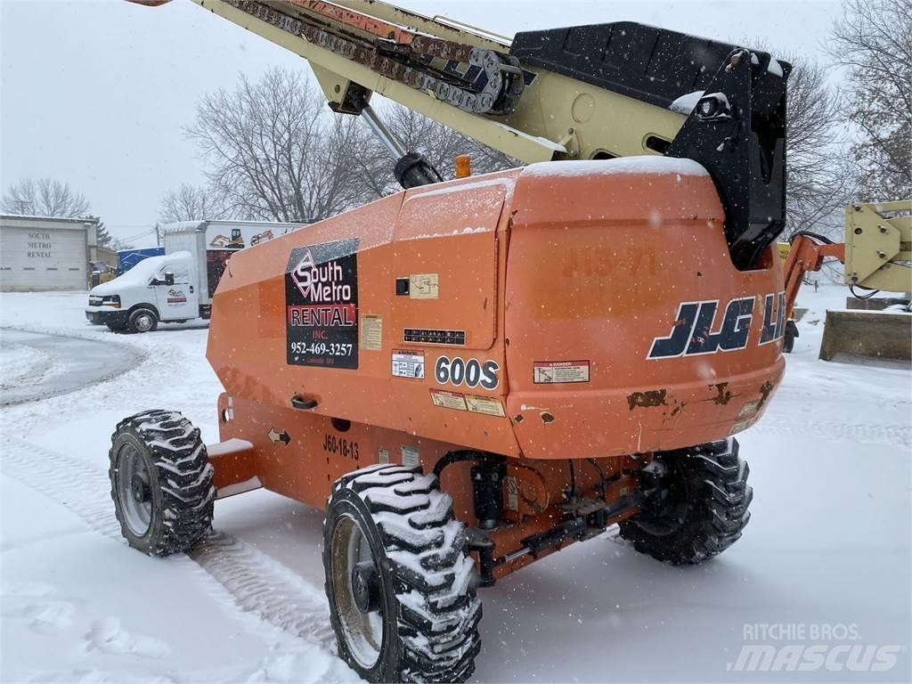 JLG 600S Plataformas con brazo de elevación telescópico