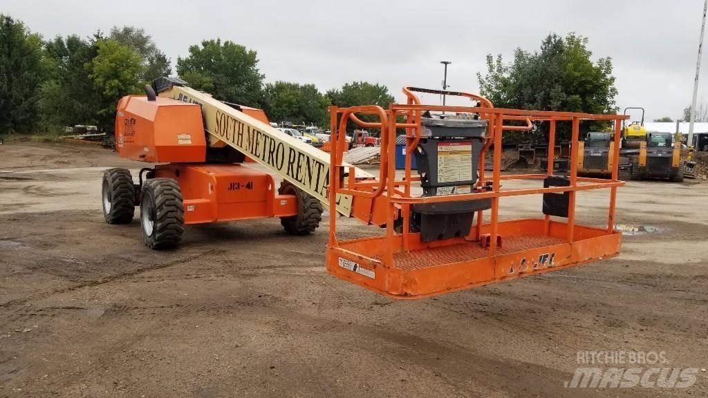 JLG 600S Plataformas con brazo de elevación telescópico