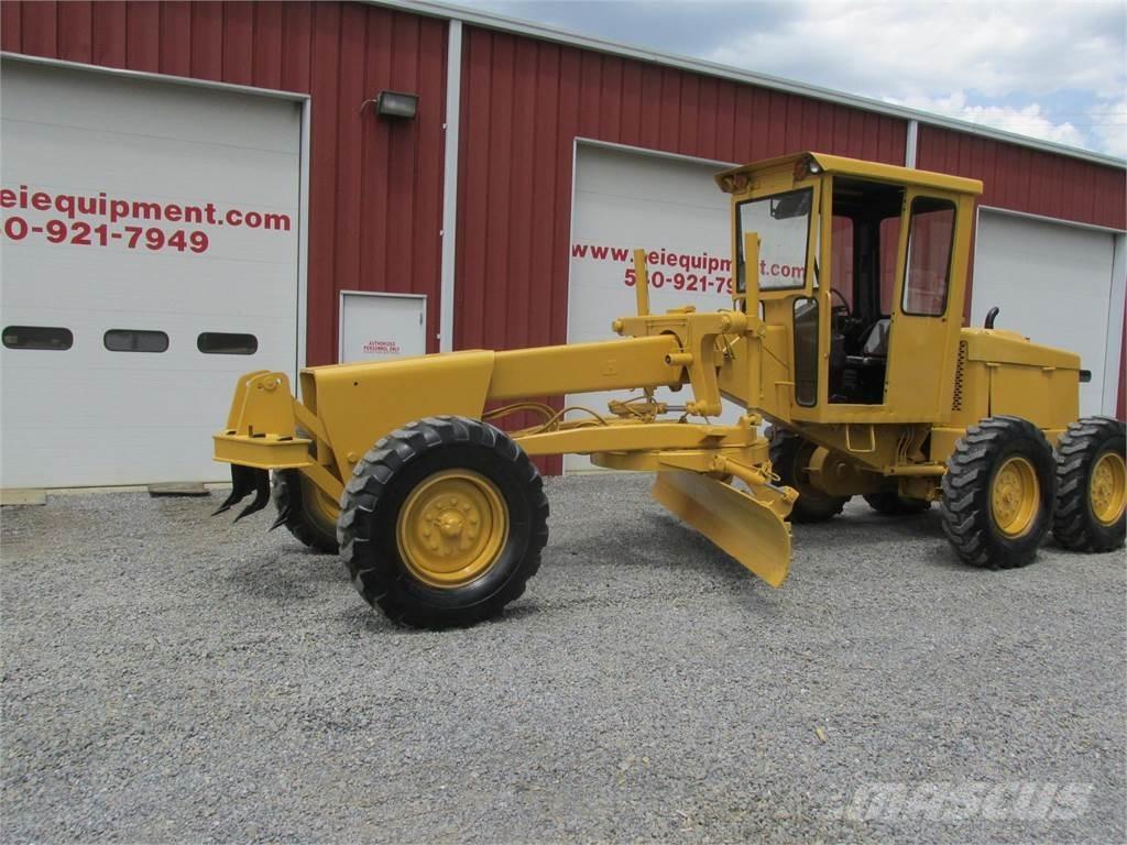 John Deere 570 Niveladoras