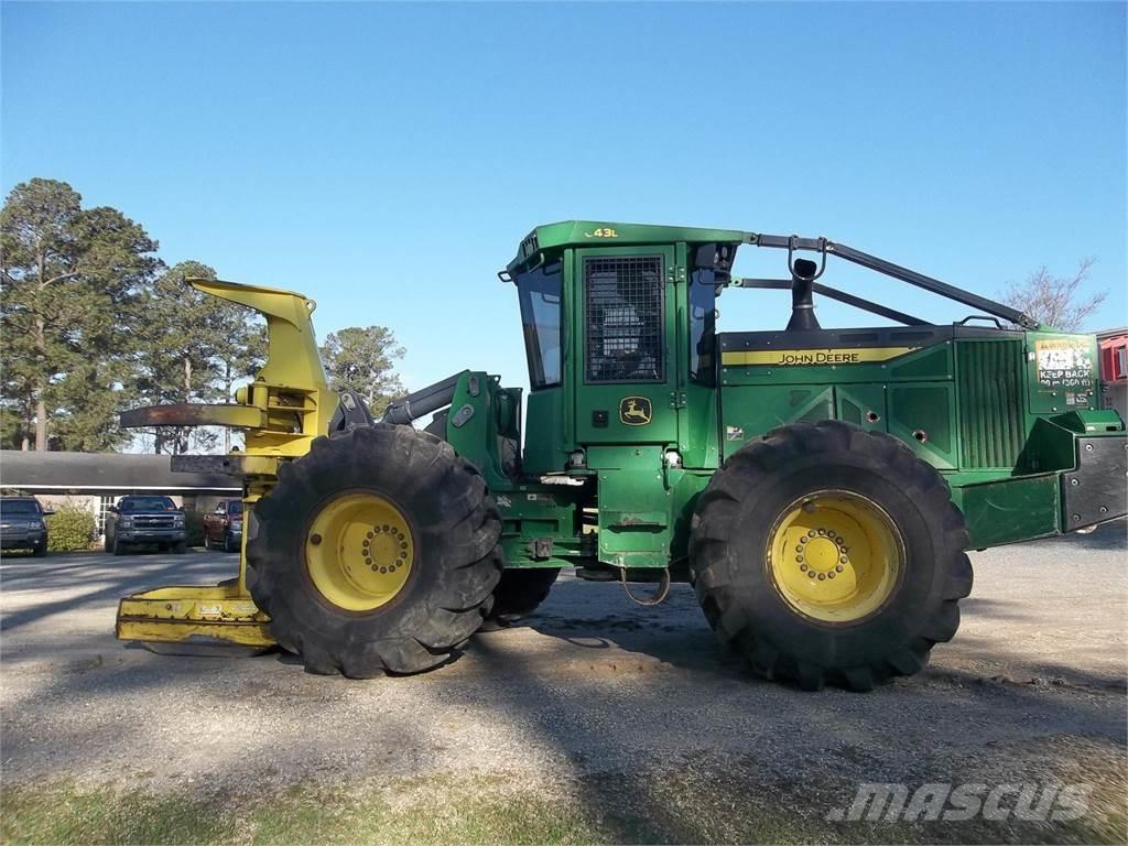 John Deere 643L Taladoras apiladoras