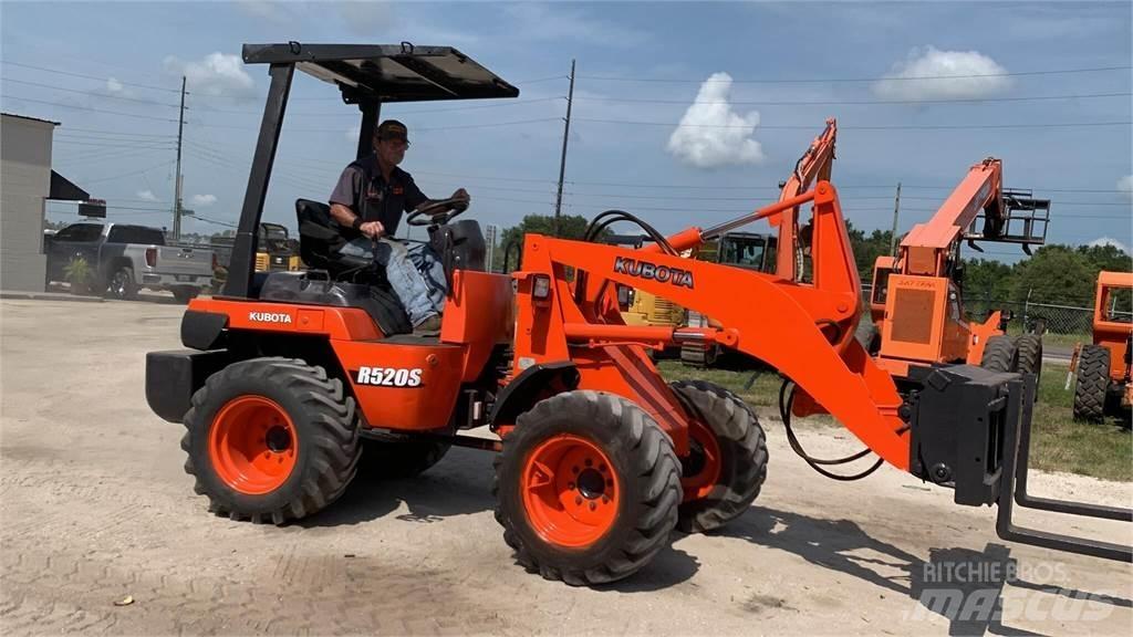 Kubota R520 Cargadoras sobre ruedas