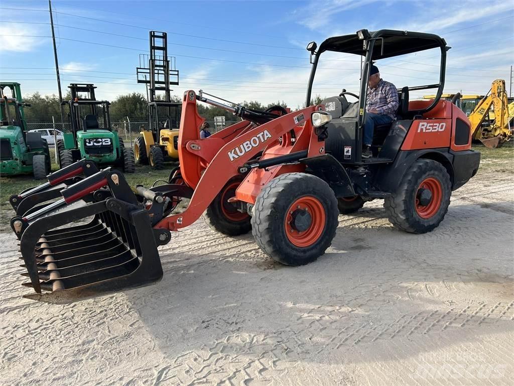 Kubota R530 Cargadoras sobre ruedas