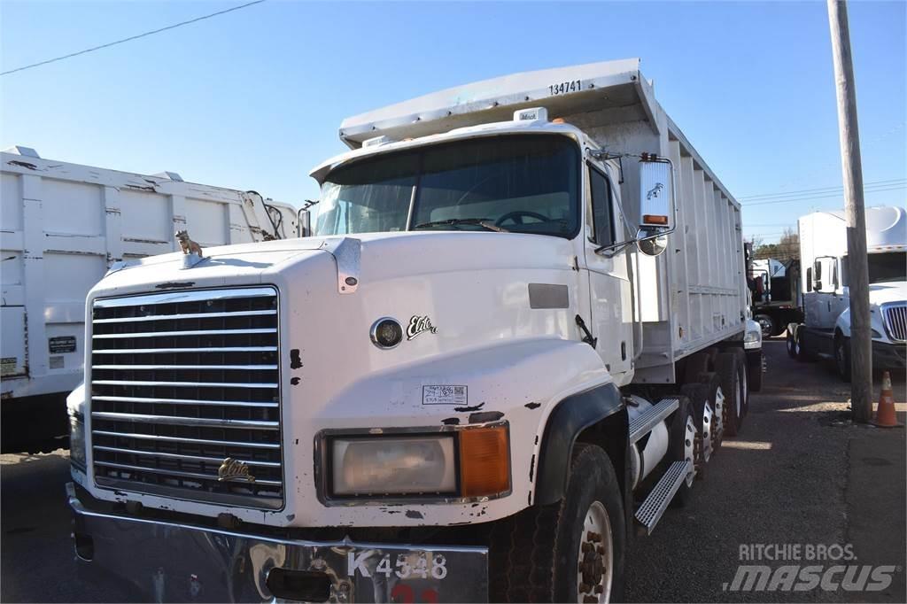 Mack CL713 Bañeras basculantes usadas