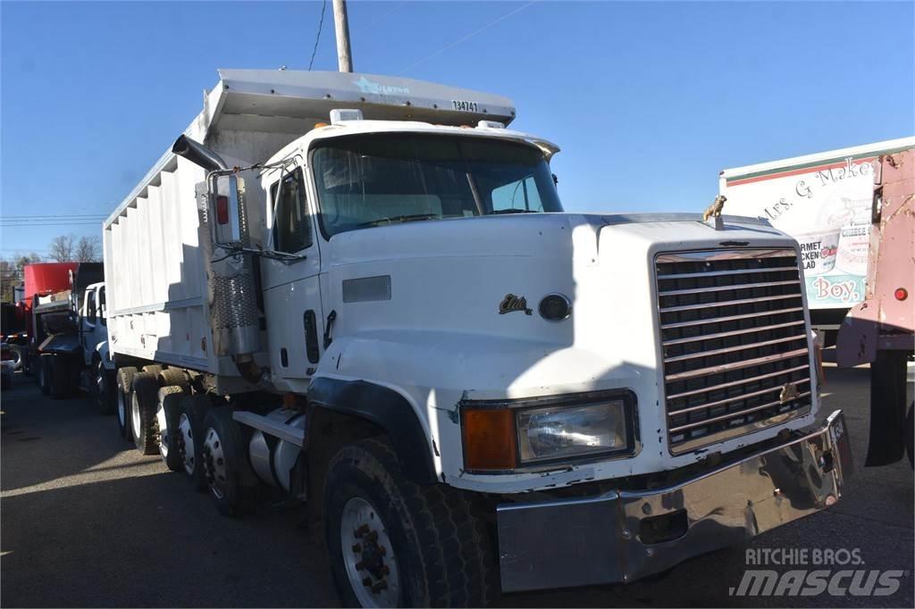 Mack CL713 Bañeras basculantes usadas