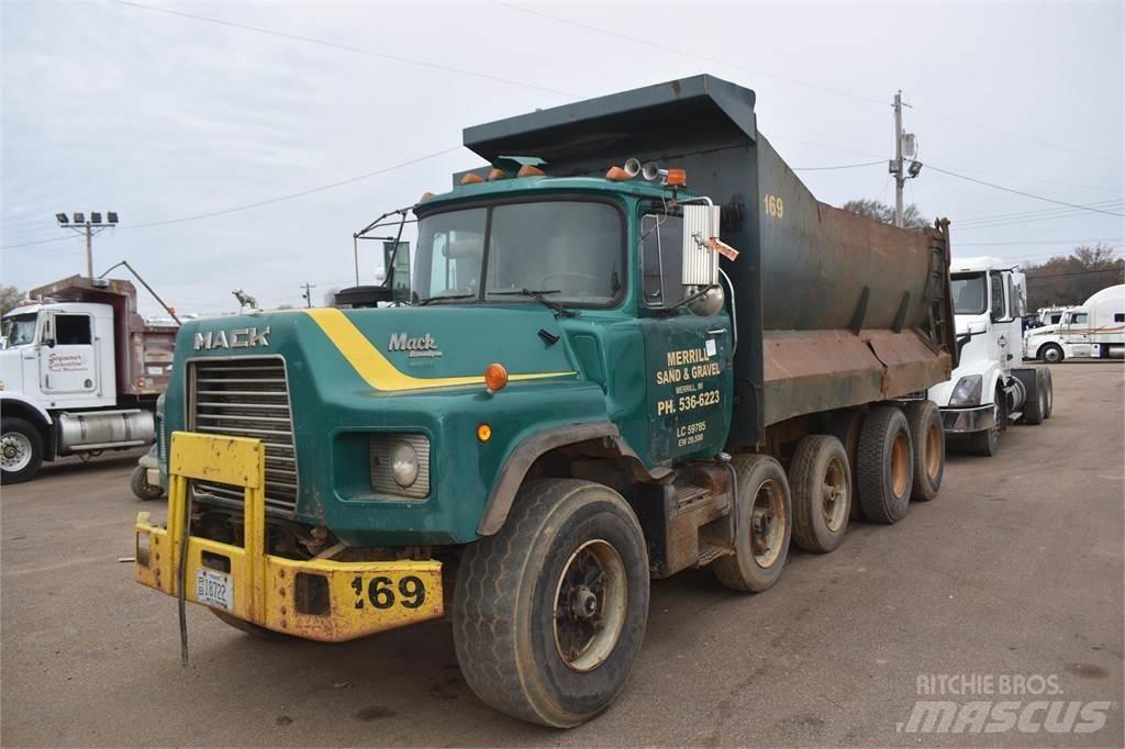 Mack DM688 Bañeras basculantes usadas