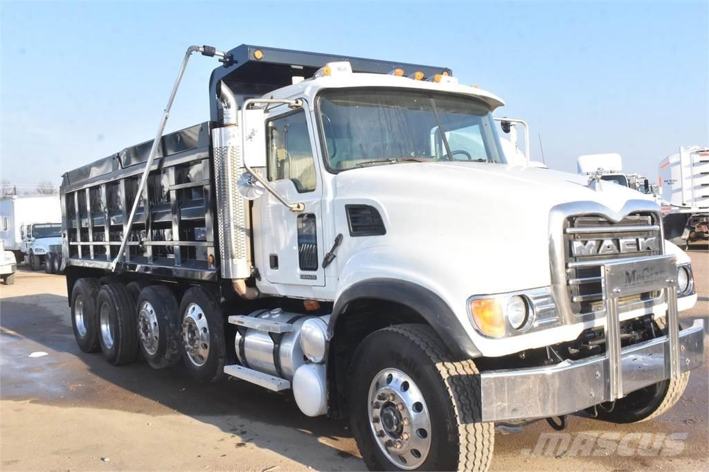Mack GRANITE CV713 Bañeras basculantes usadas