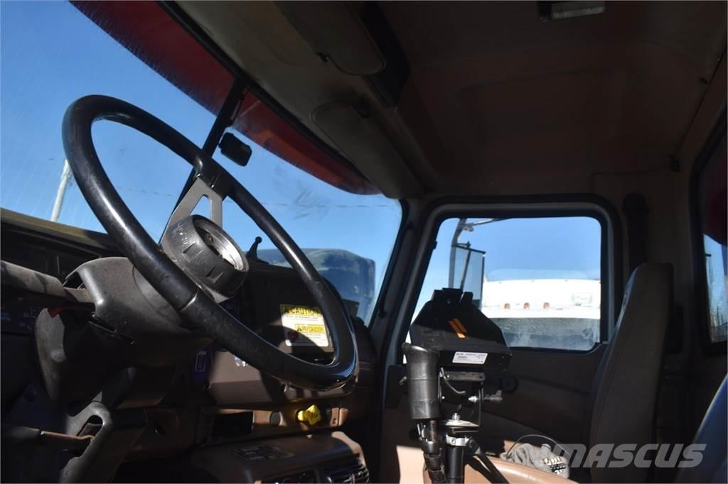 Mack GRANITE CV713 Bañeras basculantes usadas