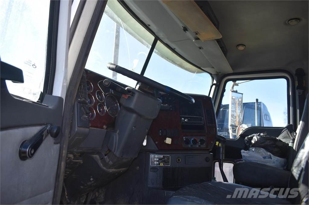 Mack GRANITE GU713 Bañeras basculantes usadas