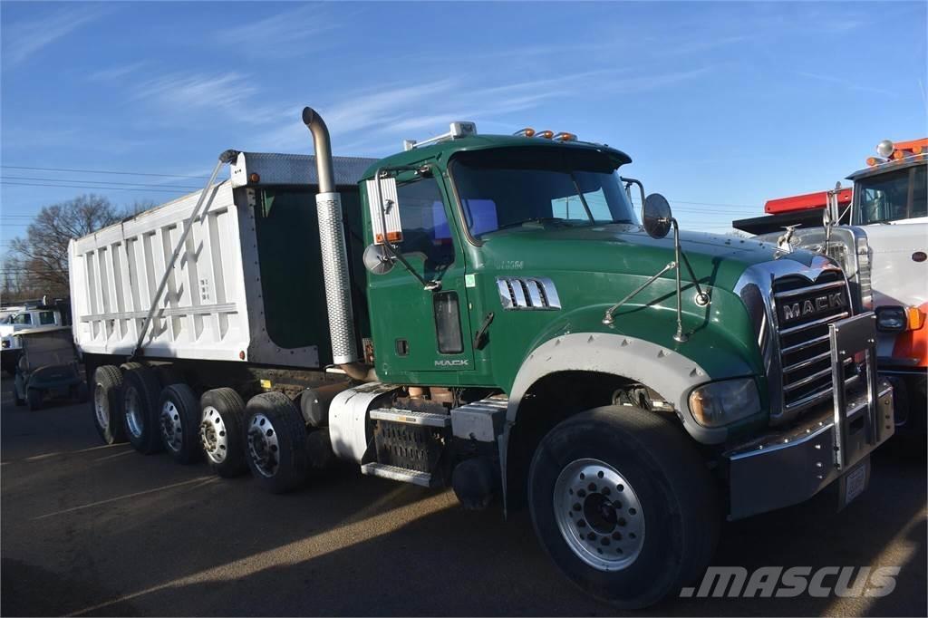 Mack GRANITE GU713 Bañeras basculantes usadas