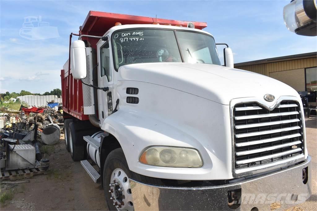 Mack VISION CXN613 Bañeras basculantes usadas